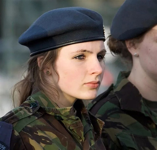 貝雷帽怎么戴好看，這些竅門你都知道嗎？