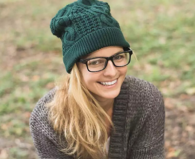 雪花飛舞，一頂帽子秒變女神