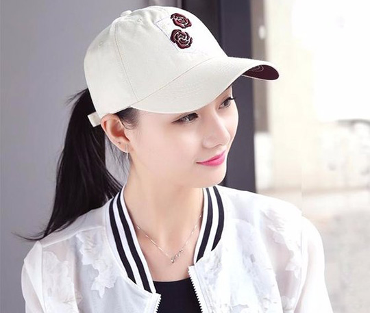 美麗的帽子，帶給你不一樣的春天